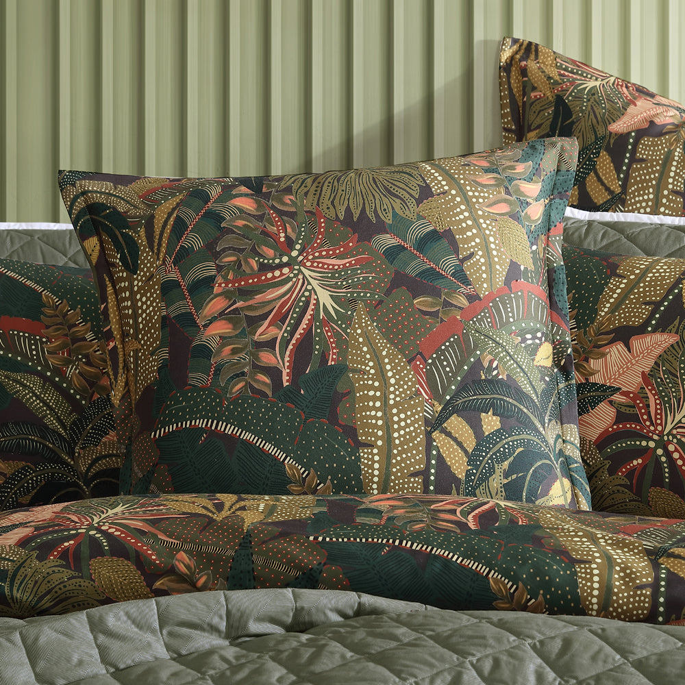 Zawadi European-Style Green Pillowcase for a Tropical Vibe in Australian Decor