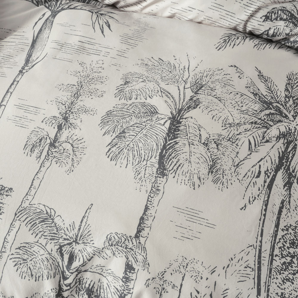 Double Bed Acapulco Storm Cotton Percale Quilt Cover Set with Coordinating European Pillowcases