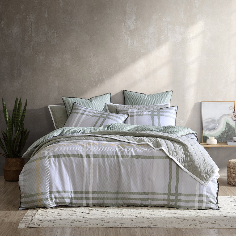 Stylish Logan and Mason Yarmouth Sage King - Size Quilt Cover Set