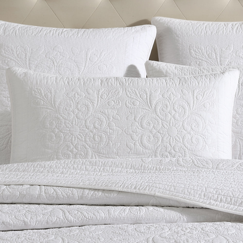 Aerin's Elegant Ivory Pillowsham Set of 2 with Modern Damask