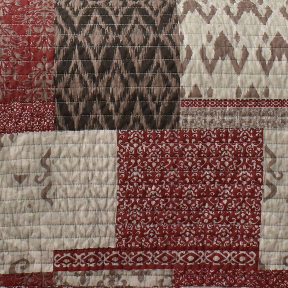 Classic Aberdeen Queen - Sized Bed Coverlet Set for a Rustic Home Decor