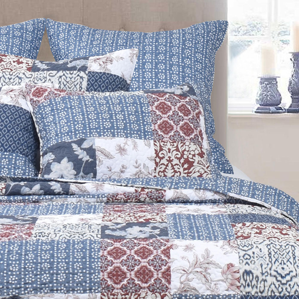 Queen-Size Winton Coverlet Set with Stunning Checkered Design