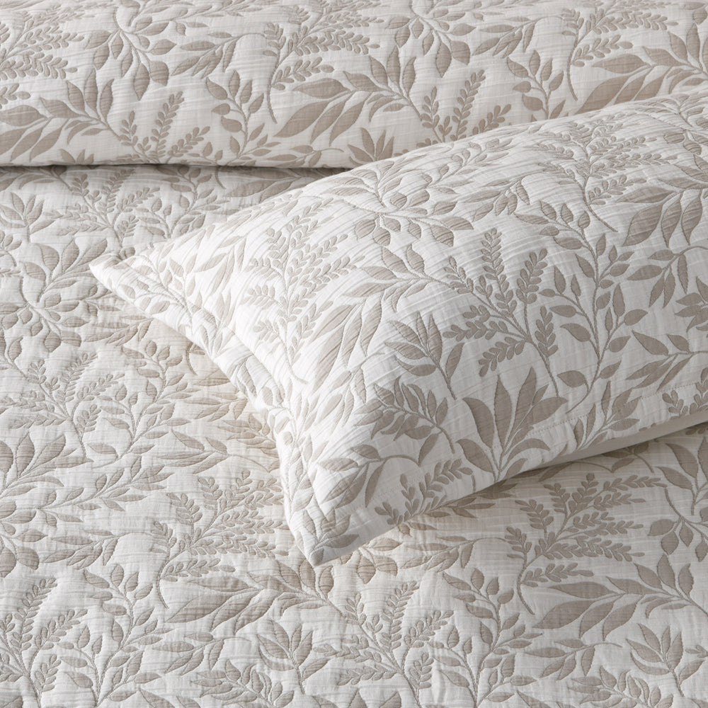 Luxurious Amelia Stone Bedspread Set for King - Sized Bed