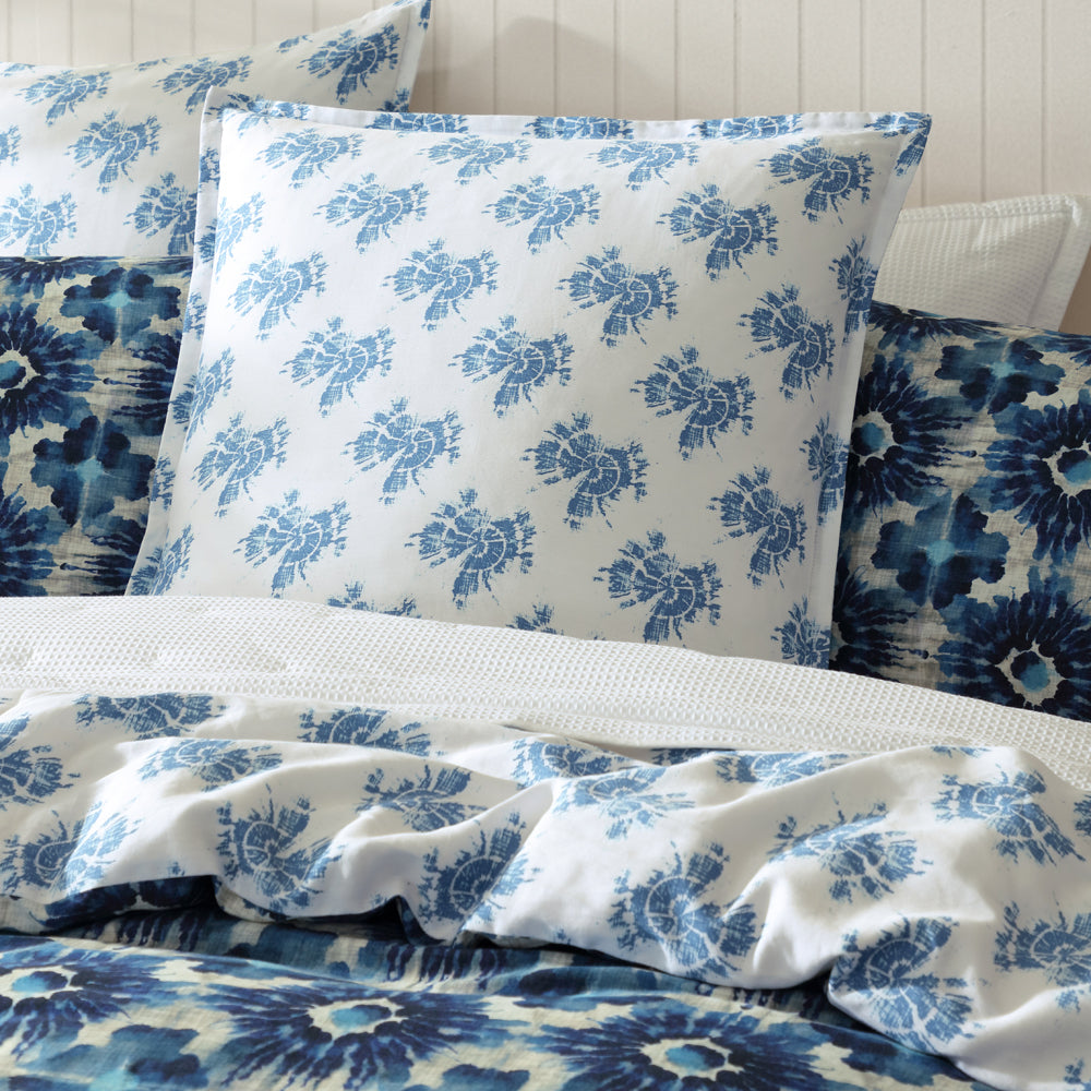 European-style Woolamai Blue Tie-dye Pillowcase for Calming Decor