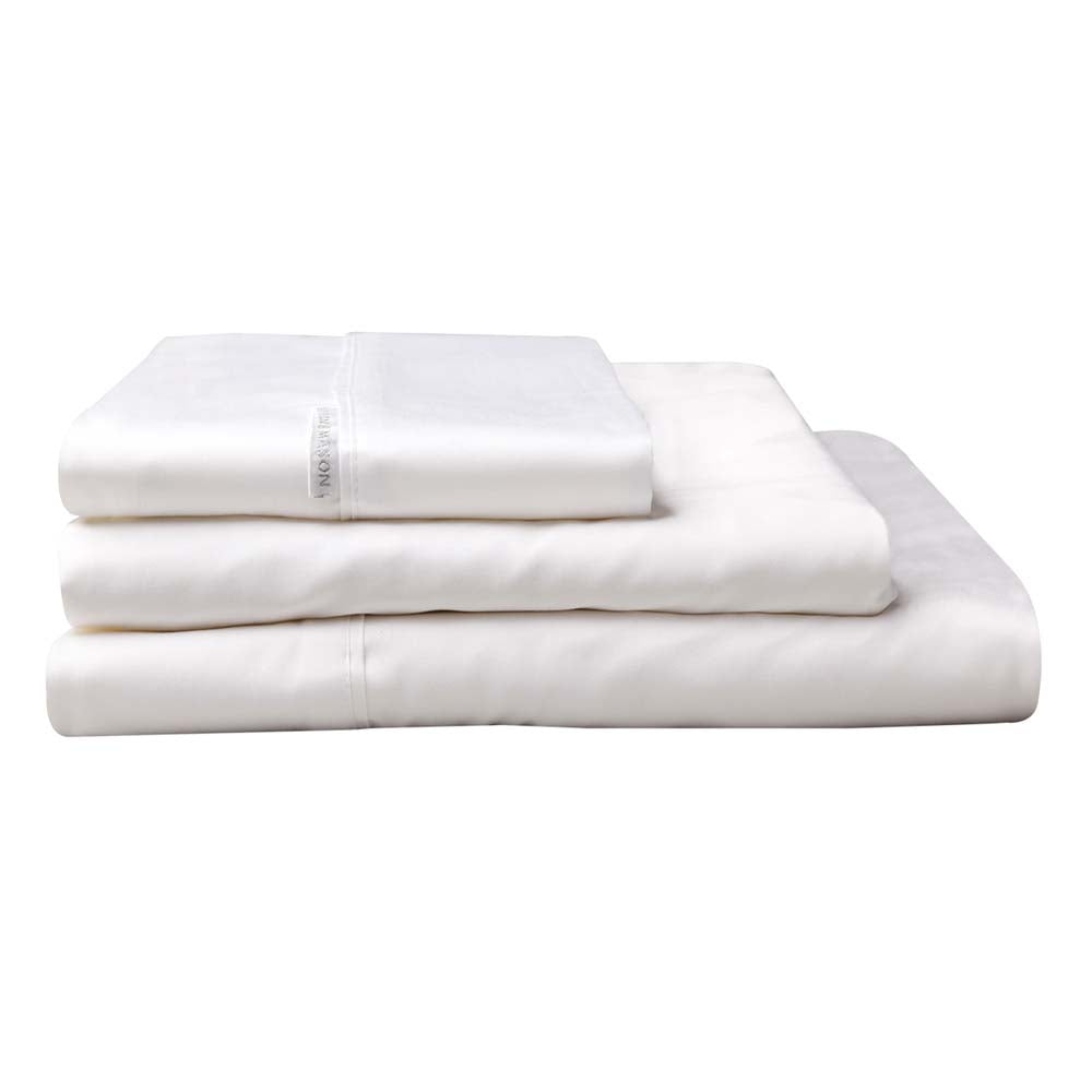 Luxurious 300 Thread Count Cotton Percale Bed Sheet Set in White for King-Size Bed