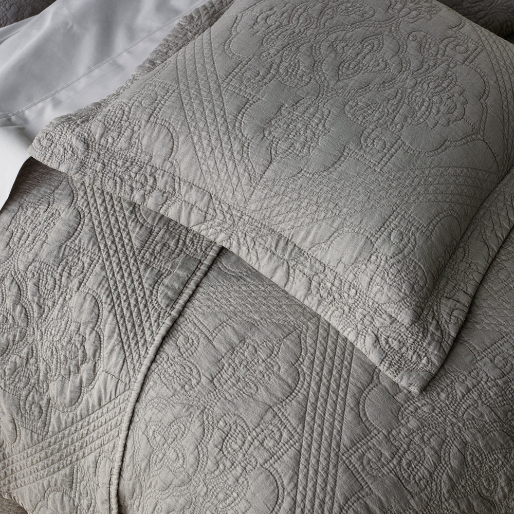 King Size Zaria Taupe Bedspread Set for a Classic Bedroom Decor