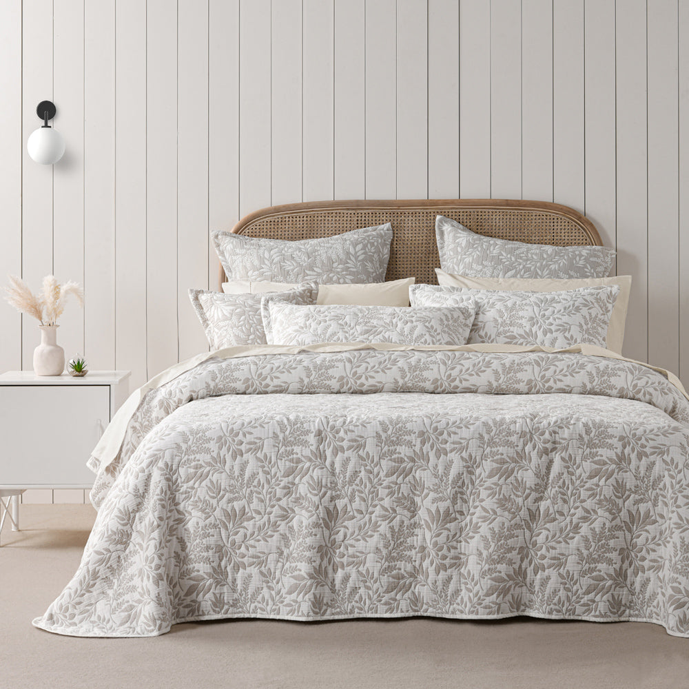 Luxurious Amelia Stone Bedspread Set for King - Sized Bed