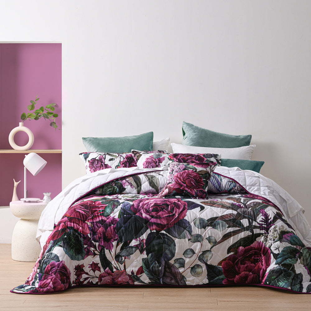 Abigail Berry King-Sized Bed Bedspread Set for a Luxurious Bedroom Decor