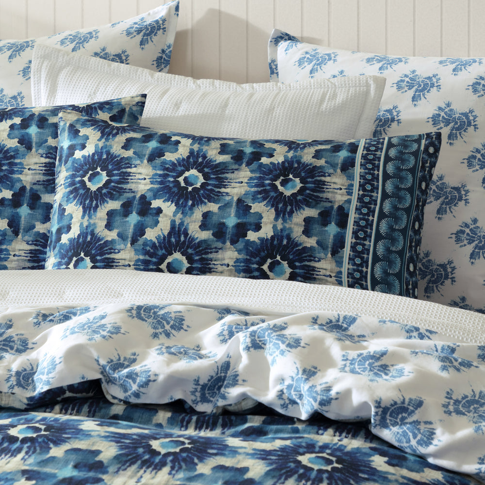 Logan and Mason Woolamai Blue Queen - Sized Bed Quilt Cover Set for a Serene Bedroom Decor