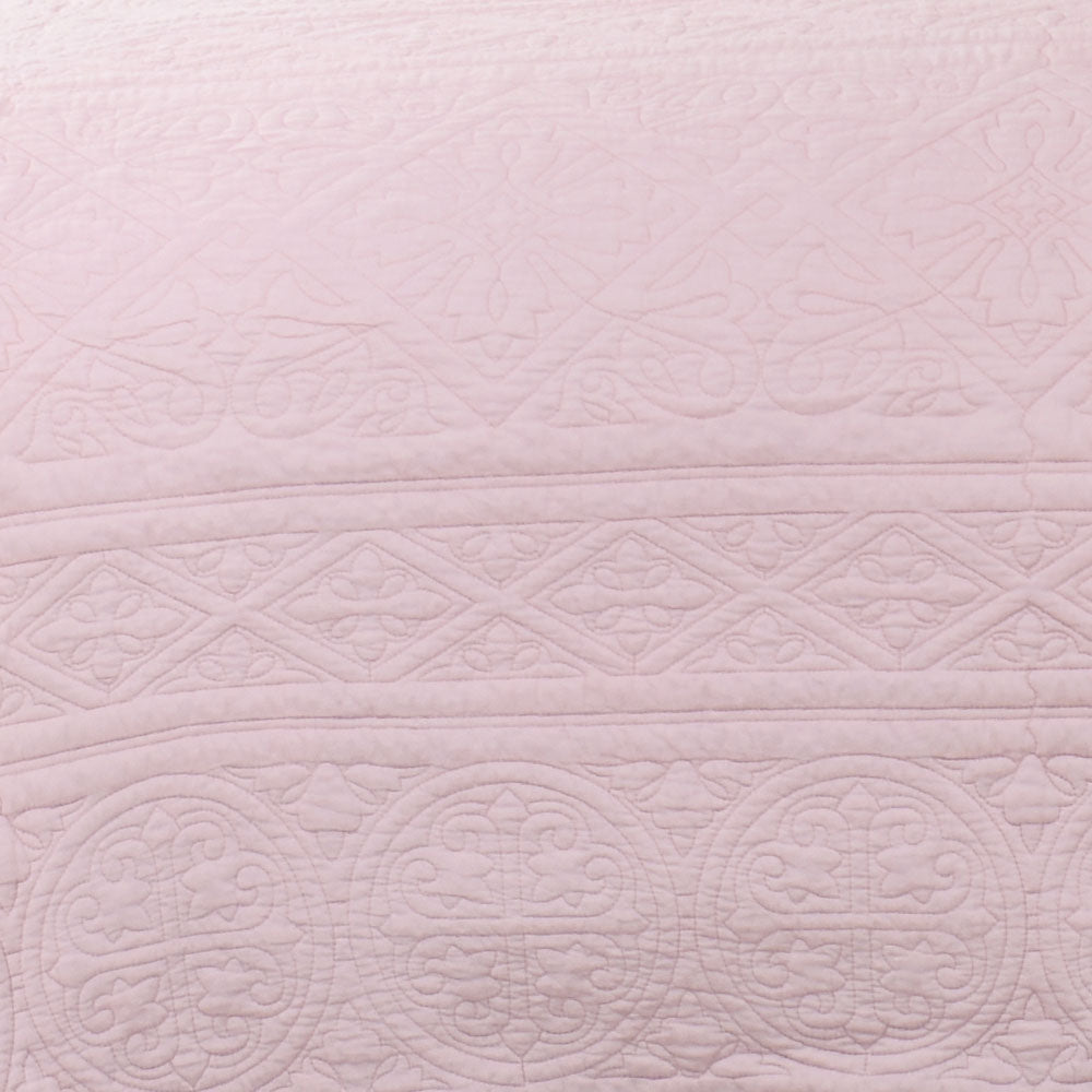 Soft Rose Quartz Queen Bed Coverlet Set with Textured Design