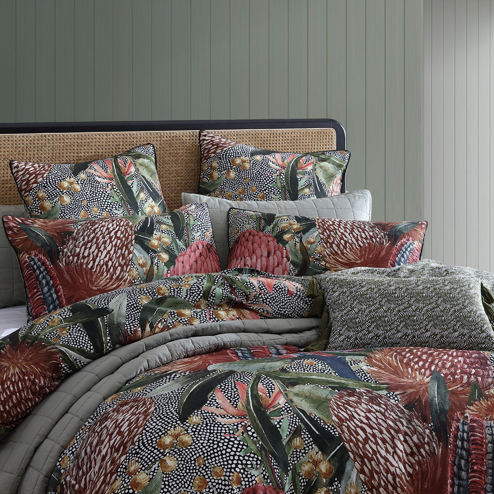 Logan and Mason Barrabar Red Super King-Sized Quilt Cover Set for a Stunning Bedroom Decor