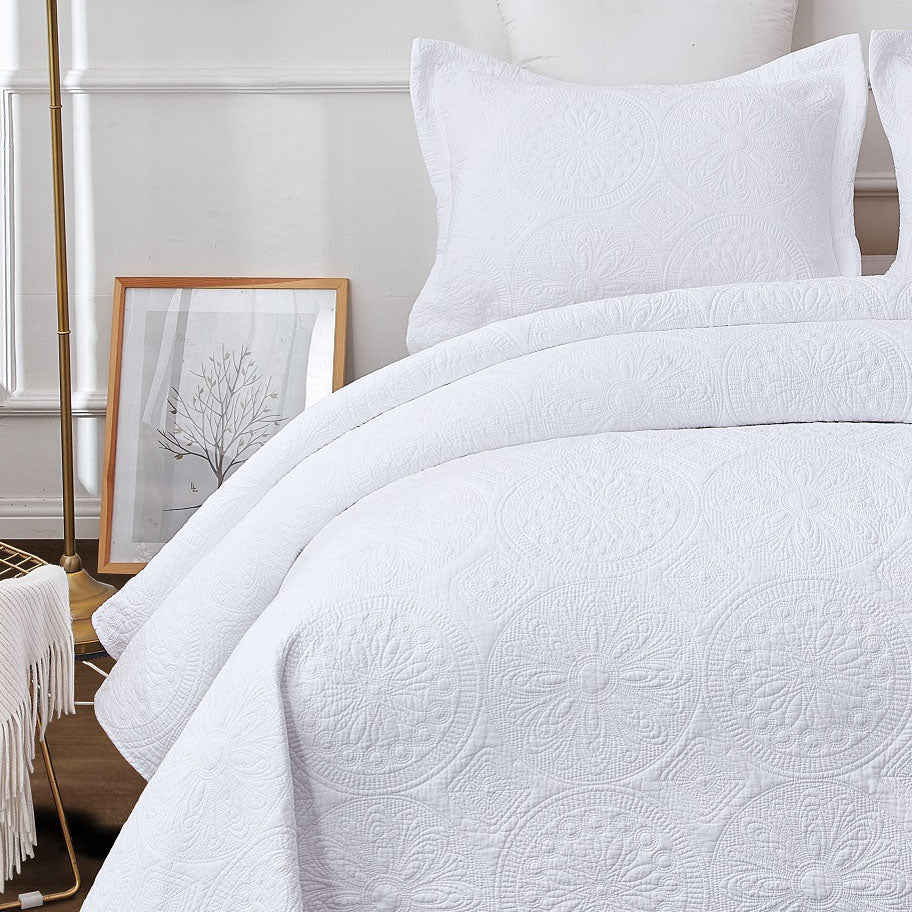 Exquisitely Embroidered All - White Super King Bed Coverlet Set with Matching Pillowcases