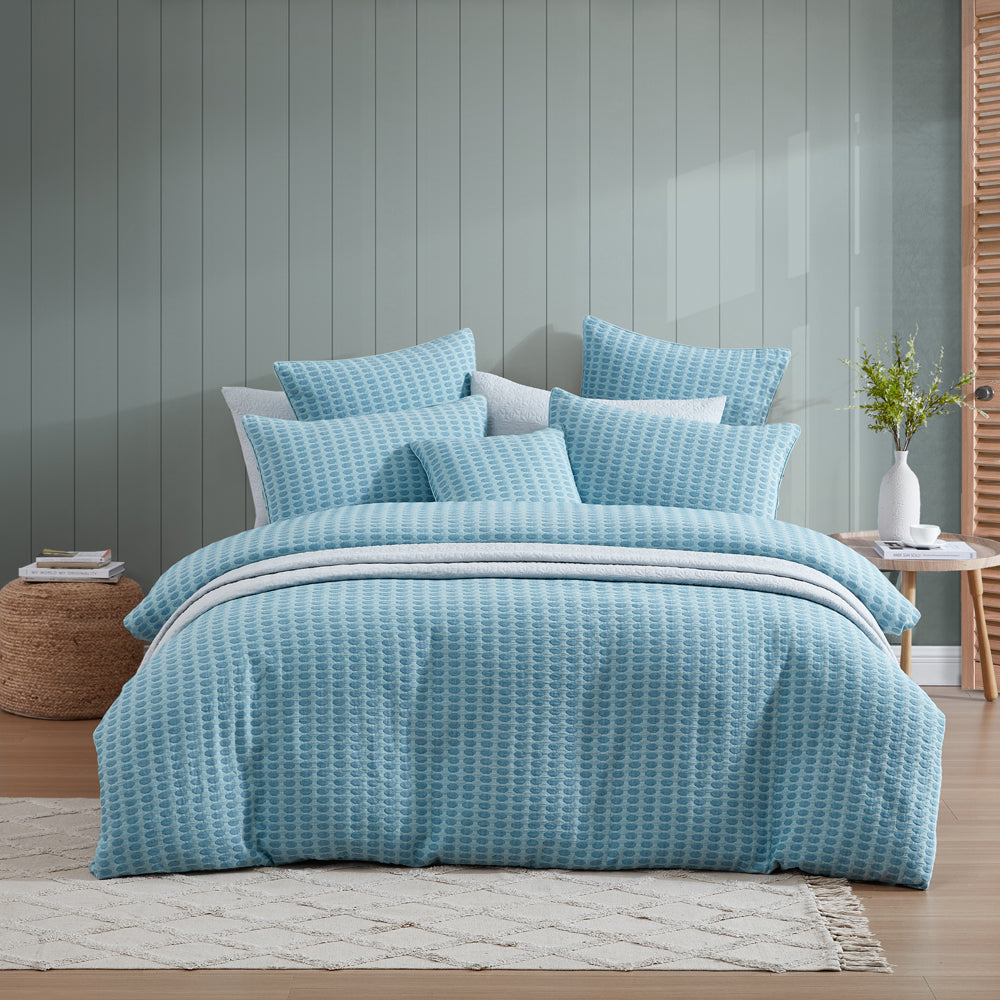 Frankie Turquoise Luxury Quilt Cover Set for King-Sized Bed