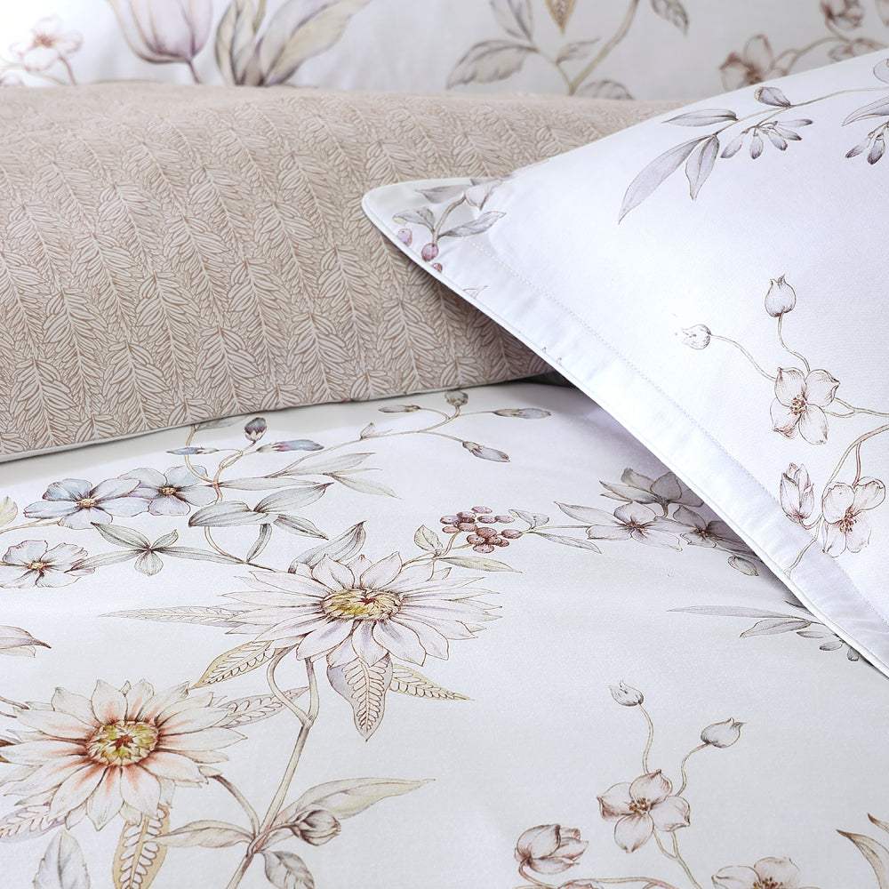 Queen Size Charlotte Pastel Floral Quilt Cover Set for Bed