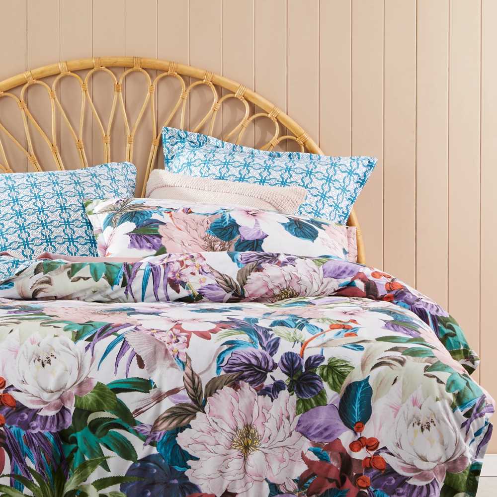 King-Sized Sedona Olive Quilt Cover Set for Bed - Ideal Bedroom Decor