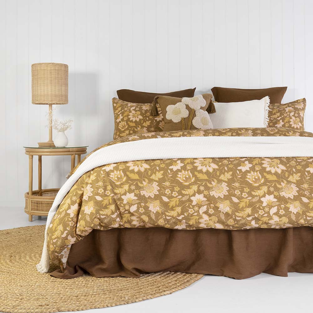 Double Bed Enzyme-Washed Cotton Melati Quilt Cover Set