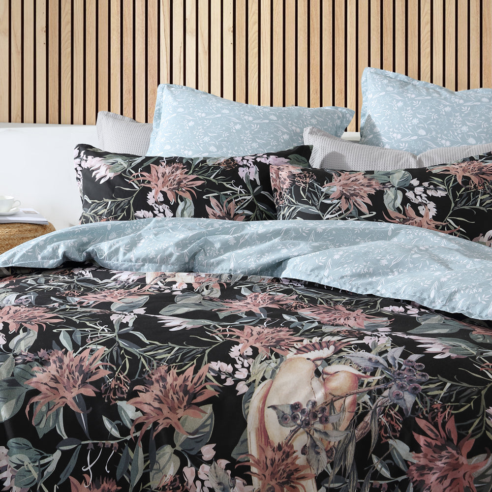 Queen Size Major Black Australiana-inspired Quilt Cover Set