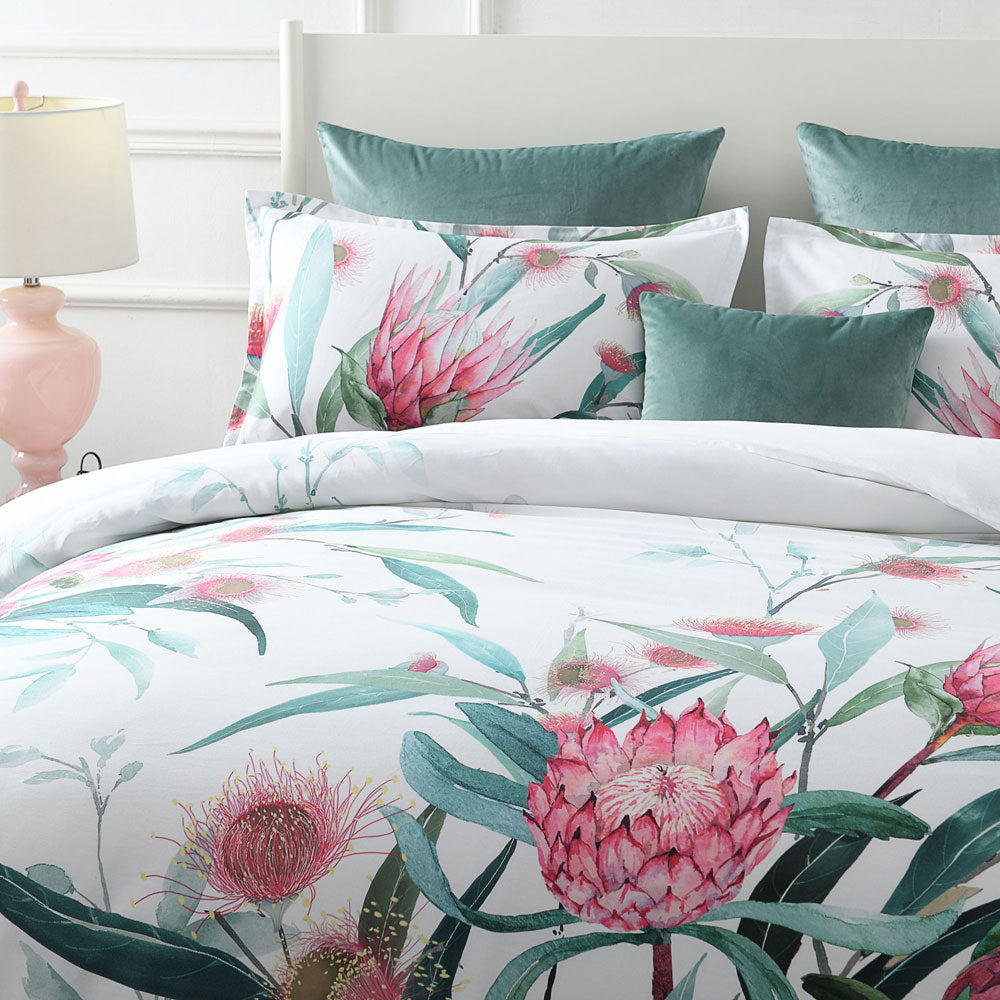 Double Bed Bianca Australiana White Quilt Cover Set with Pink Waratahs