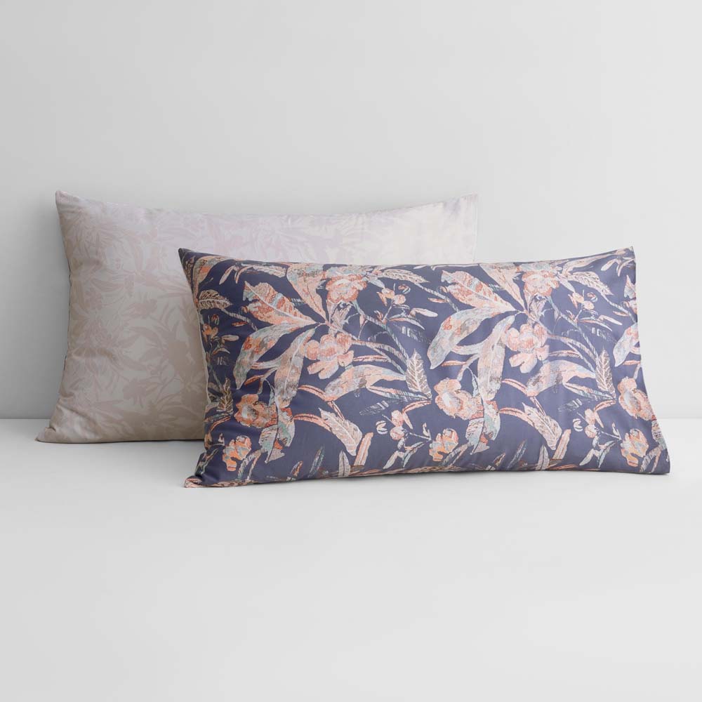 Sheridan Lissoni Ink King-Size Bed Quilt Cover Set with Modern Floral Design