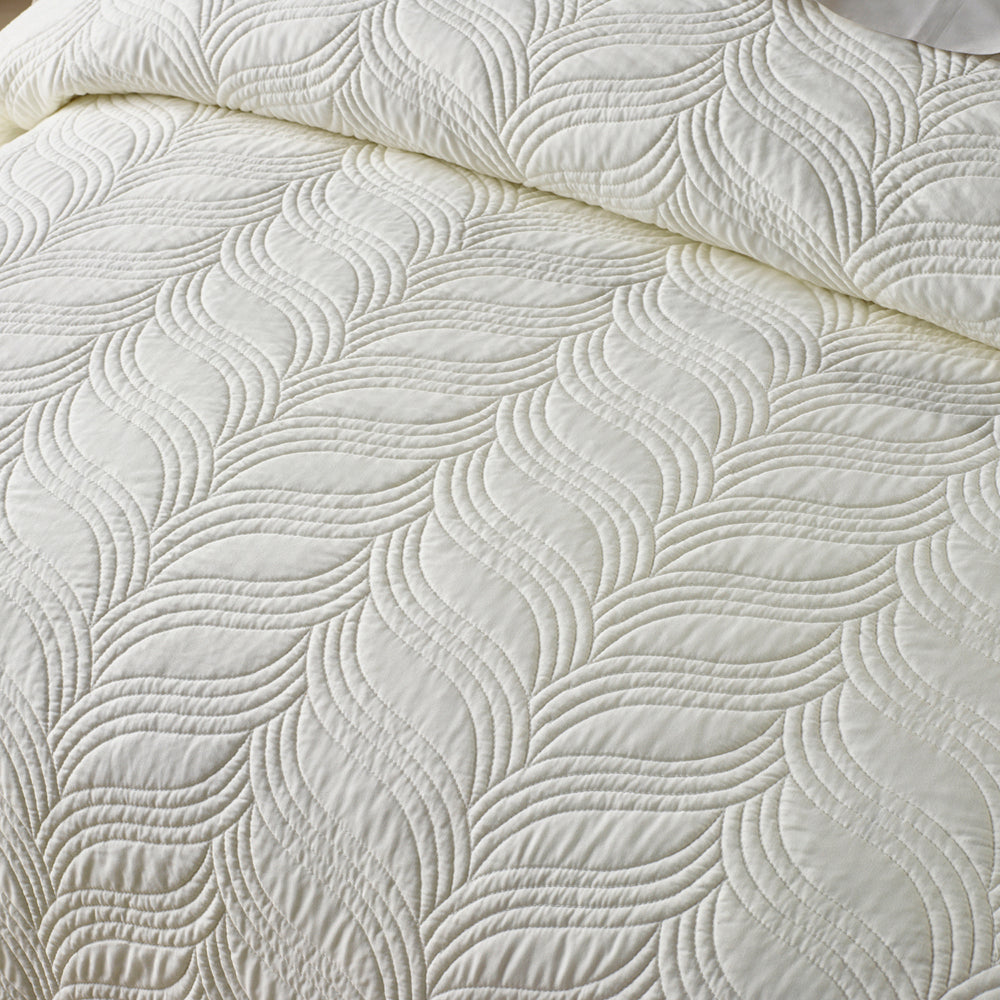Bianca Kamala Cream Bedspread Set for Double Bed | Soft and Elegant Bedroom Decor
