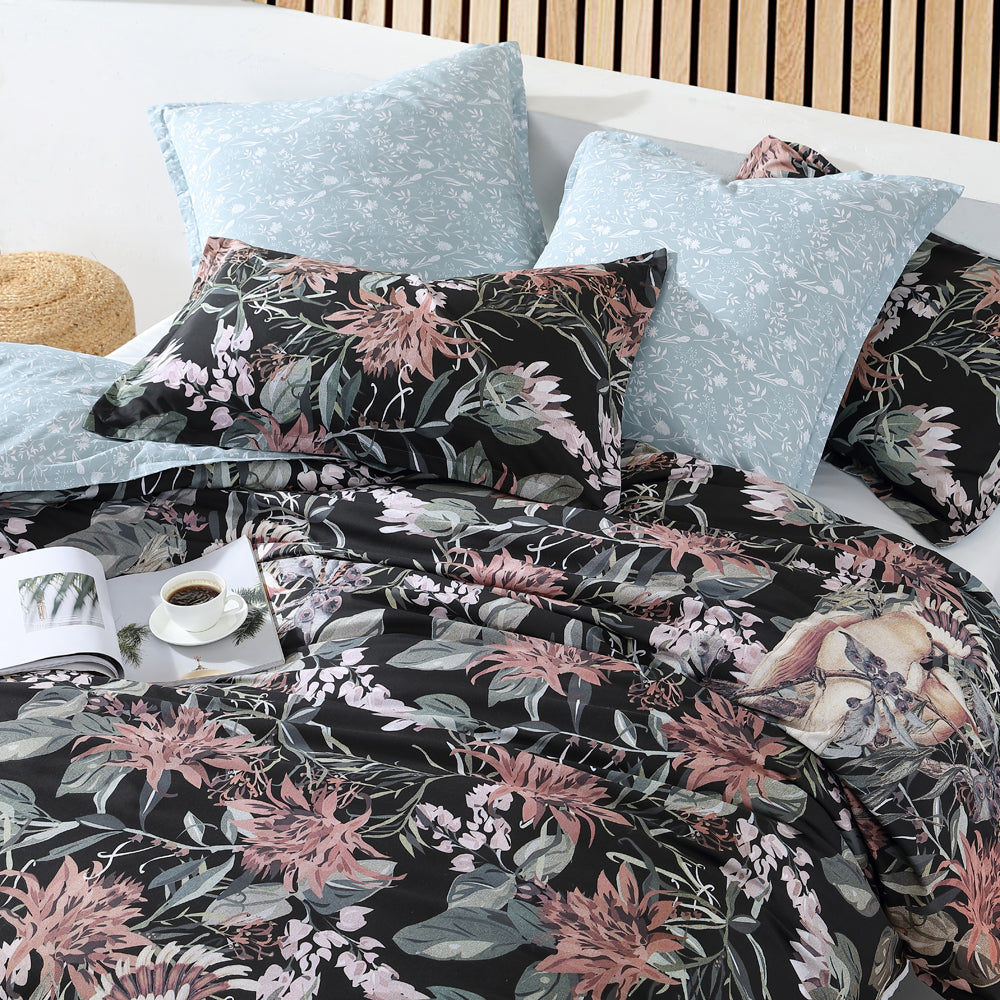 Queen Size Major Black Australiana-inspired Quilt Cover Set