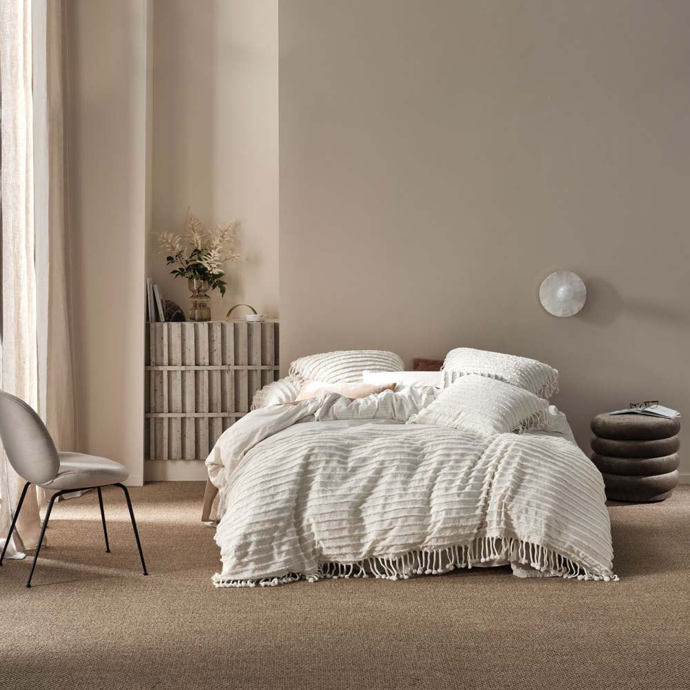 Linen House Dunaway Sugar Queen-Size Tufted Chenille Quilt Cover Set
