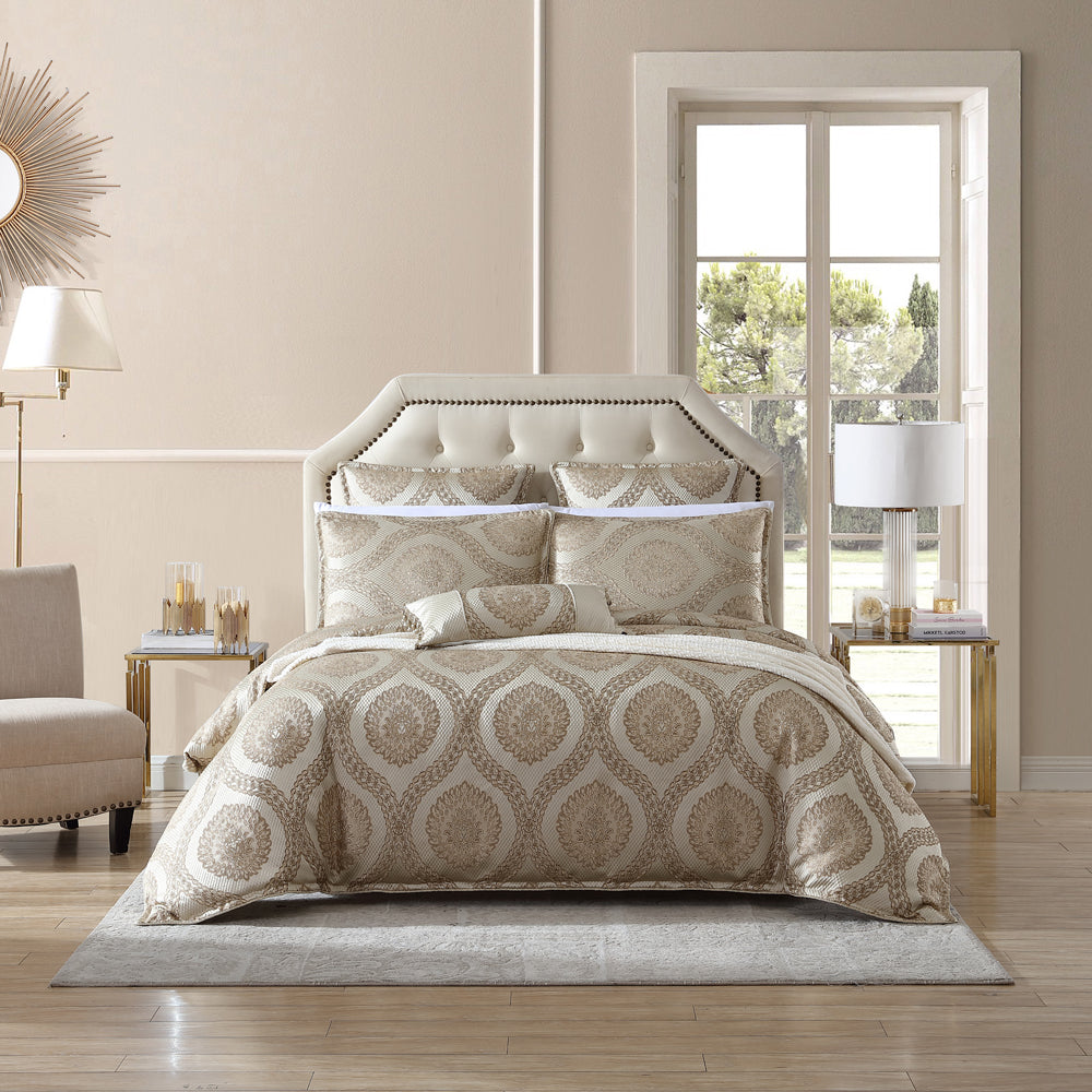 Luxurious Sistine Gold Queen - Sized Bed Quilt Cover Set