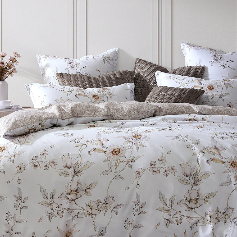 Queen Size Charlotte Pastel Floral Quilt Cover Set for Bed