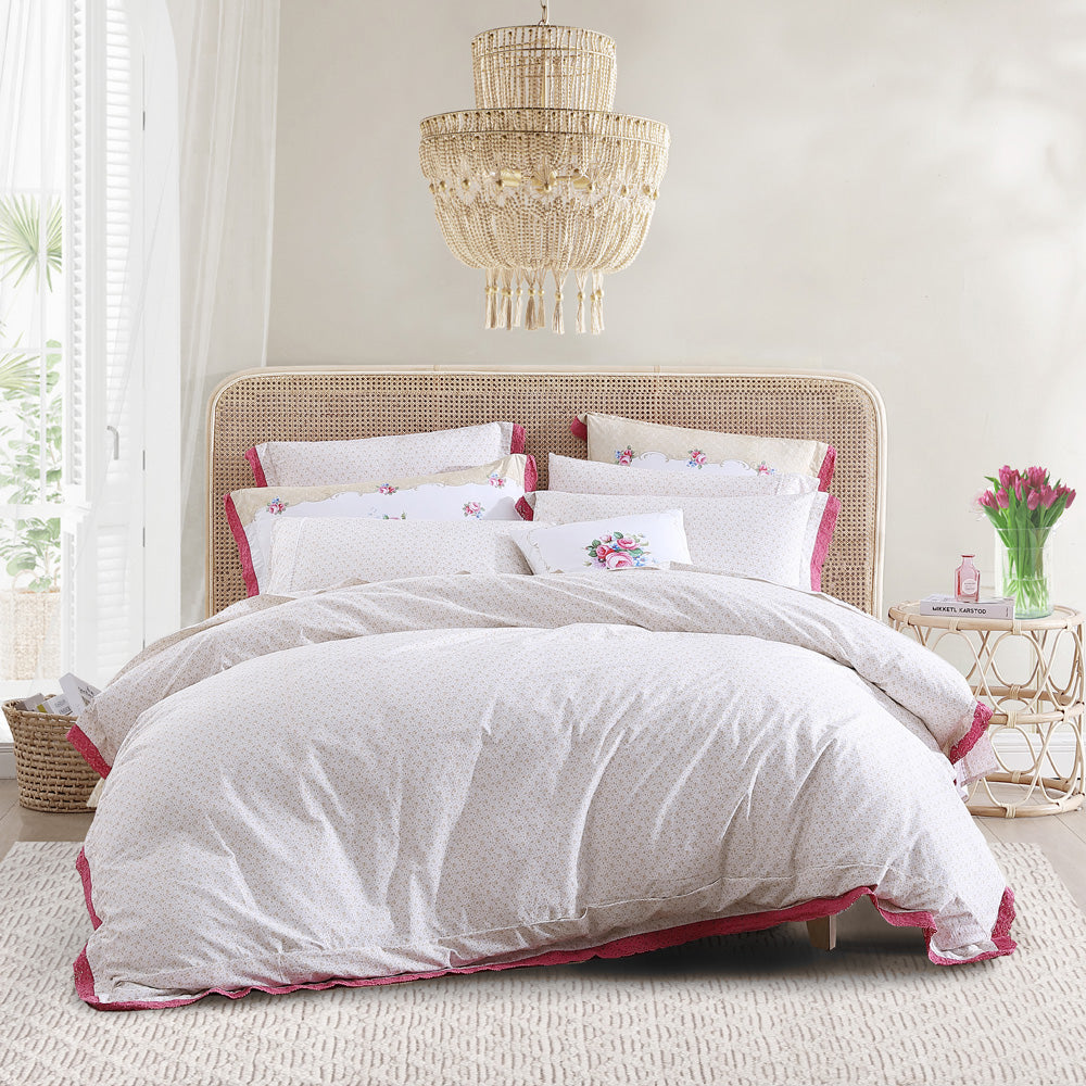 Luxurious Royal Albert Bouquet Scroll King - Size Quilt Cover Set