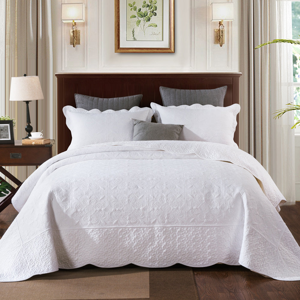 Super King Sized Antique White Bed Coverlet Set for a Timeless Bedroom Decor