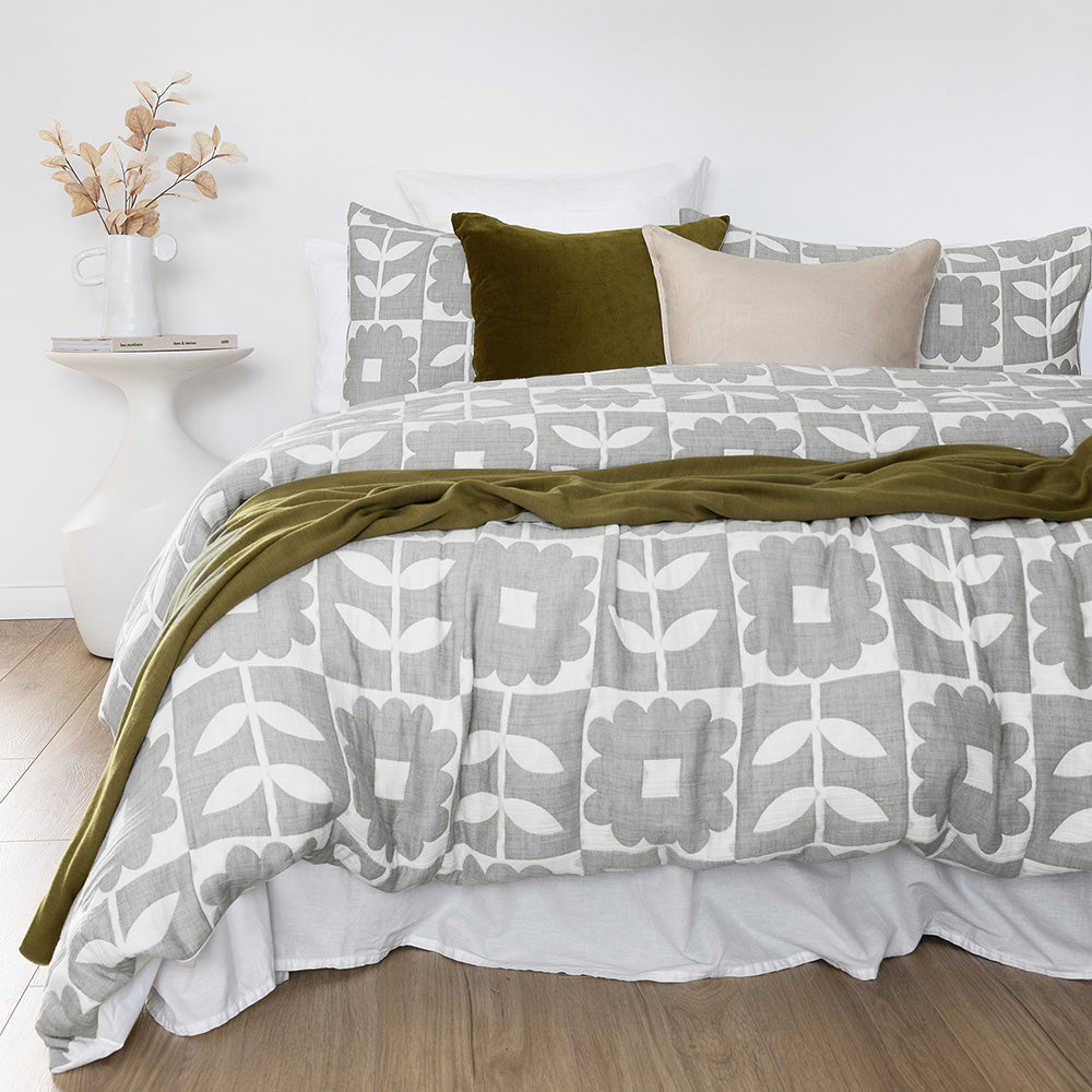 Bambury Super King-Size Bloom Quilt Cover Set for Bedrooms