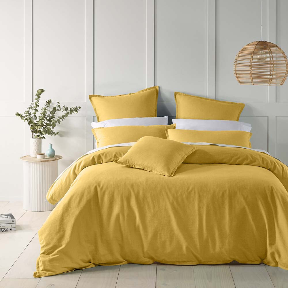 Bianca Wellington Gold Double Bed Size Luxury Quilt Cover Set for a Vintage Bedroom Decor