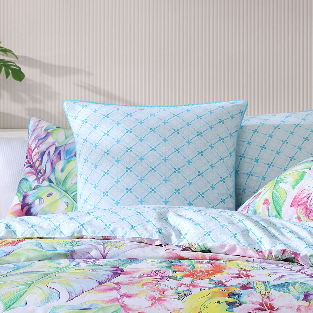Double Bed Logan and Mason Parakeeta Aqua Tropical Quilt Cover Set