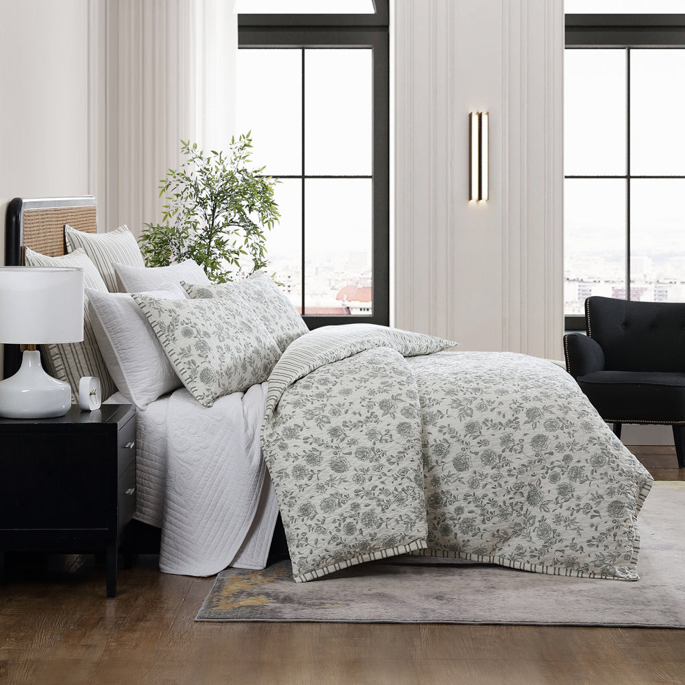 Super King-Sized Martha's Orchard Sage-Colored Quilt Cover Set from the Private Collection