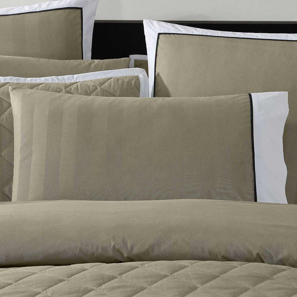 King-Size Essex Olive Quilt Cover Set with Stylish Design