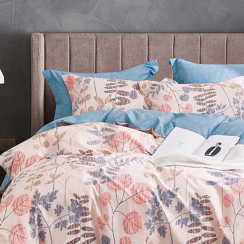 Jessie Pink Queen - Size Quilt Cover Set for a Stylish Summer Bed