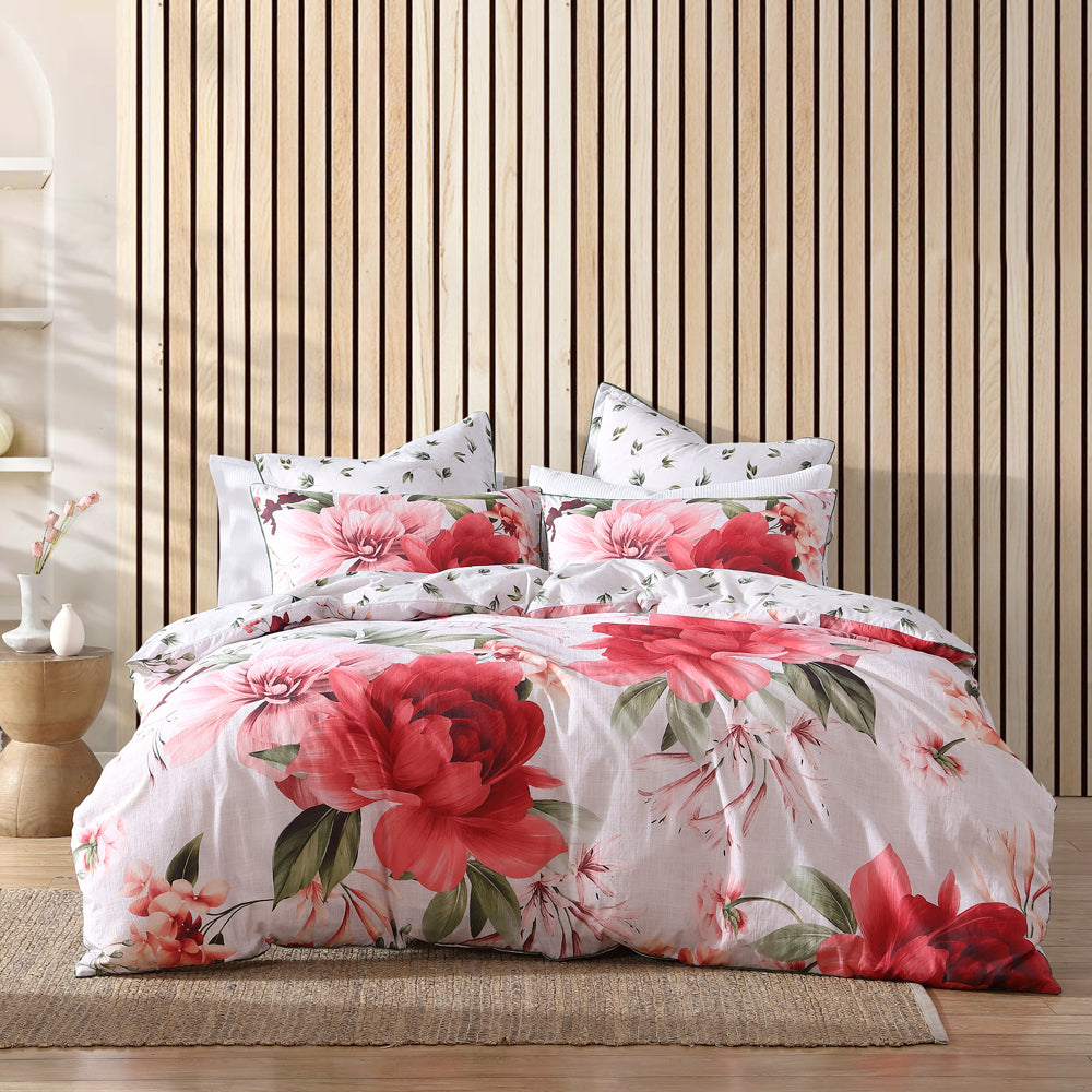King-Sized Phoebe Rose Luxury Quilt Cover Set for Bed