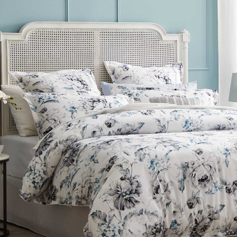 Salsbury Grey Luxury Quilt Cover Set for Queen Size Bed | Private Collection