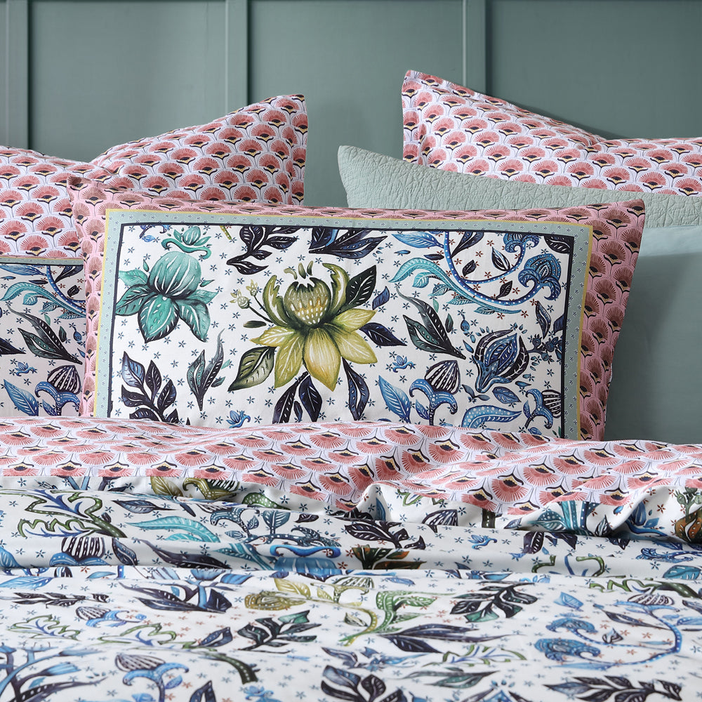 Exquisite Bohemian Lumiere Quilt Cover Set for Queen-Sized Bed