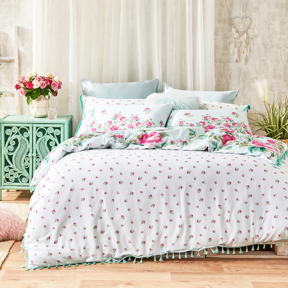 Royal Albert King-Size Cheeky Pink Reversible Quilt Cover Set with Tassel Trim