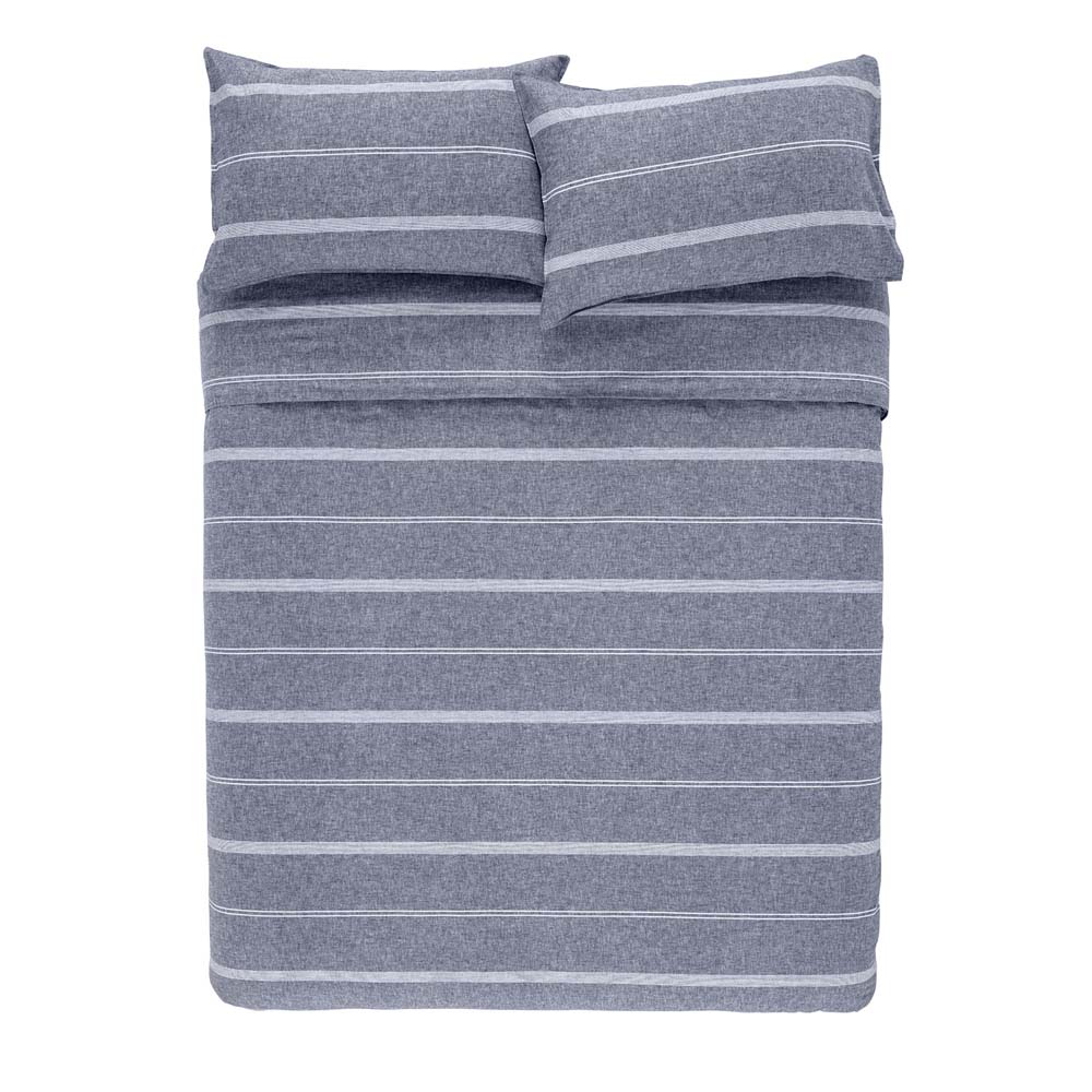 King-Size Balmoral Navy Quilt Cover Set with a Stylish Design