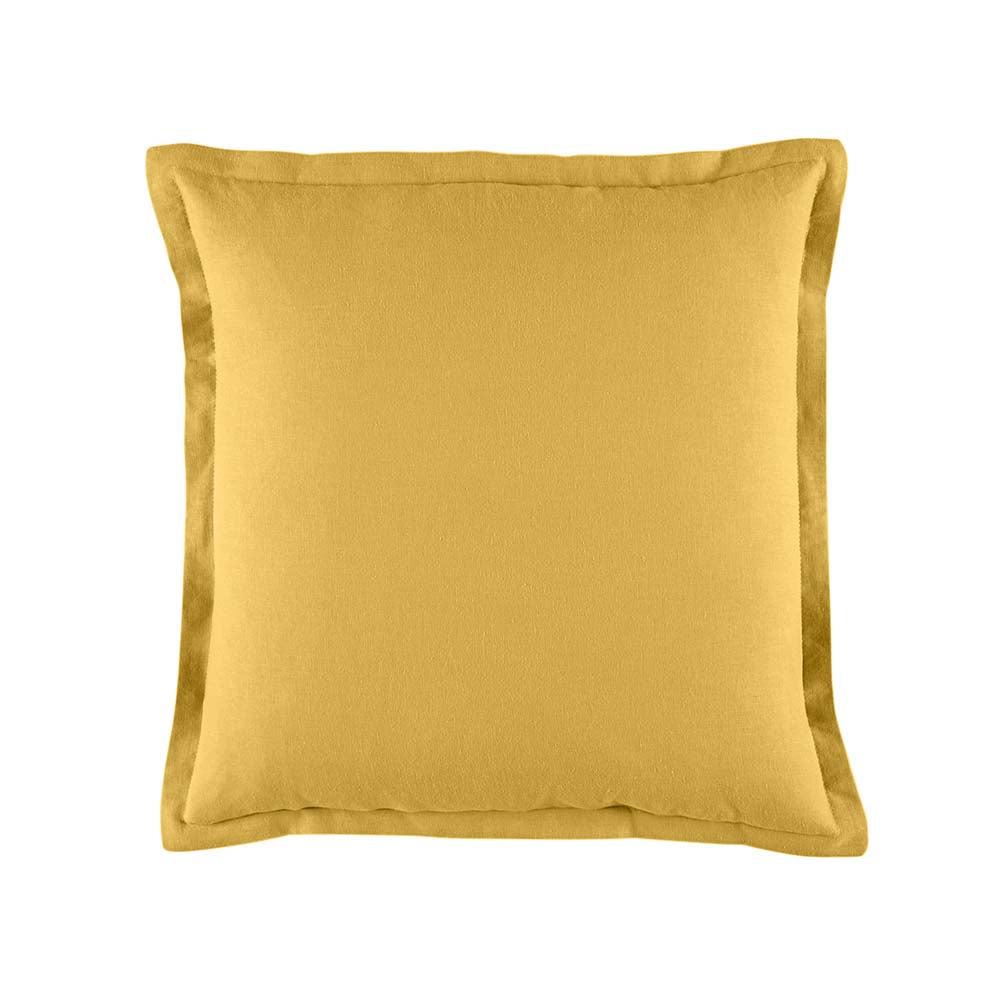 Bianca Wellington's Gold Filled Square Cushion for a Vintage Bedroom Look