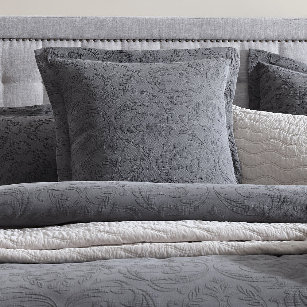 Luxurious Super King Size Marbella Charcoal Quilt Cover Set for Bedroom Decor