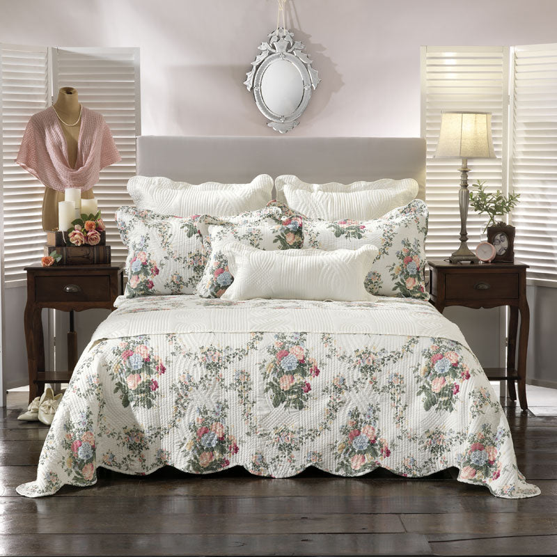Single Bed Rosedale Bedspread with Stunning Heritage Colors