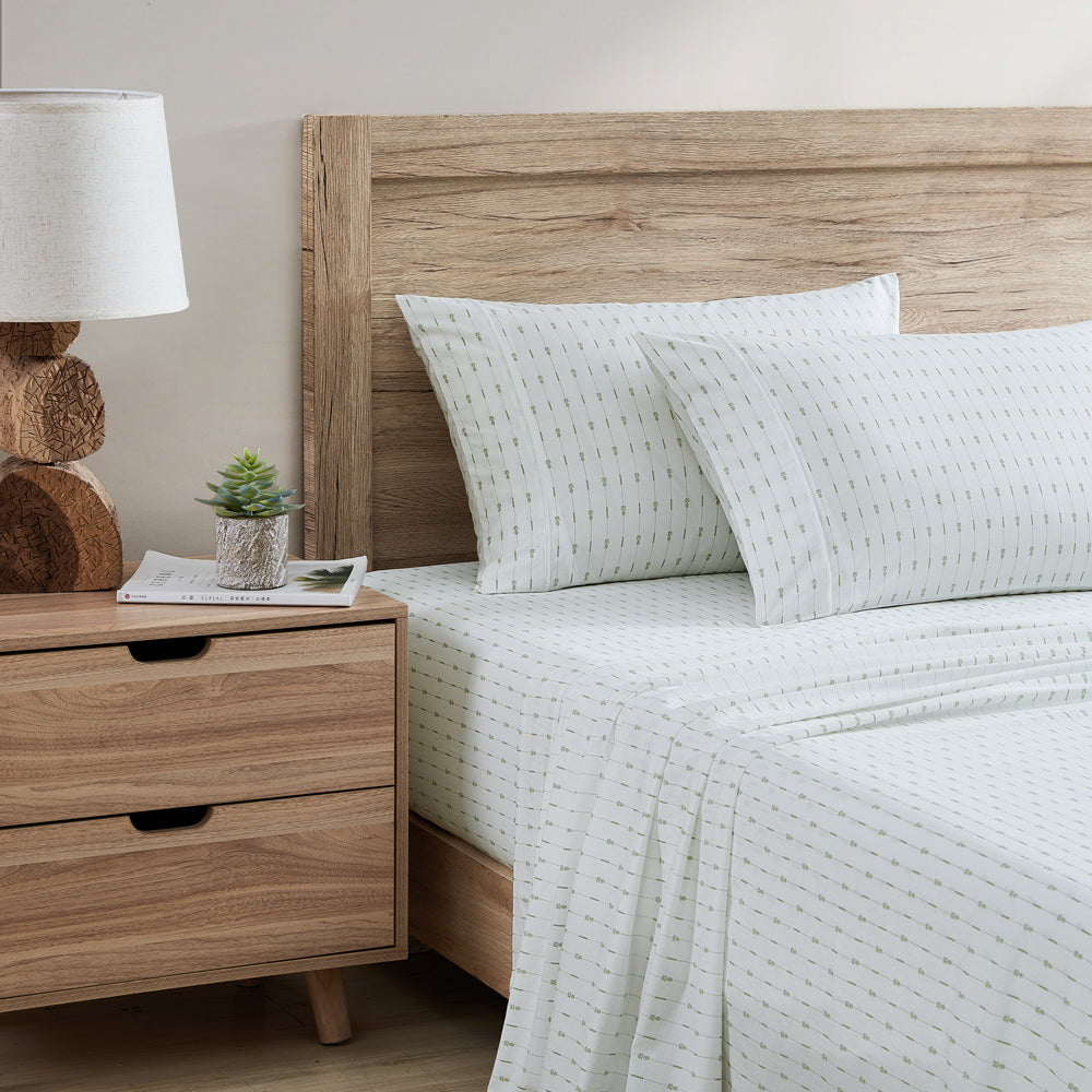 Tommy Bahama Green Pineapple Stripe Sheet Set for King - Sized Bed