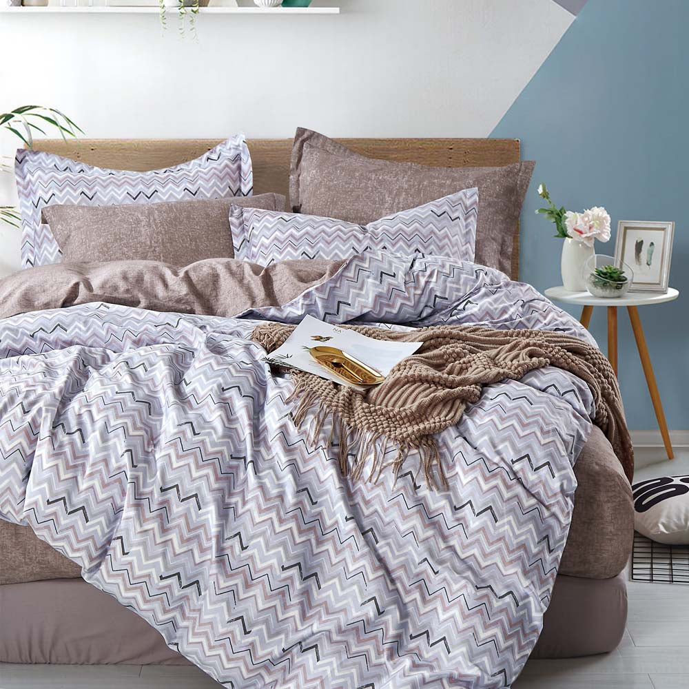 Stylish Ezekiel Grey Queen - Sized Quilt Cover Set for Your Bed
