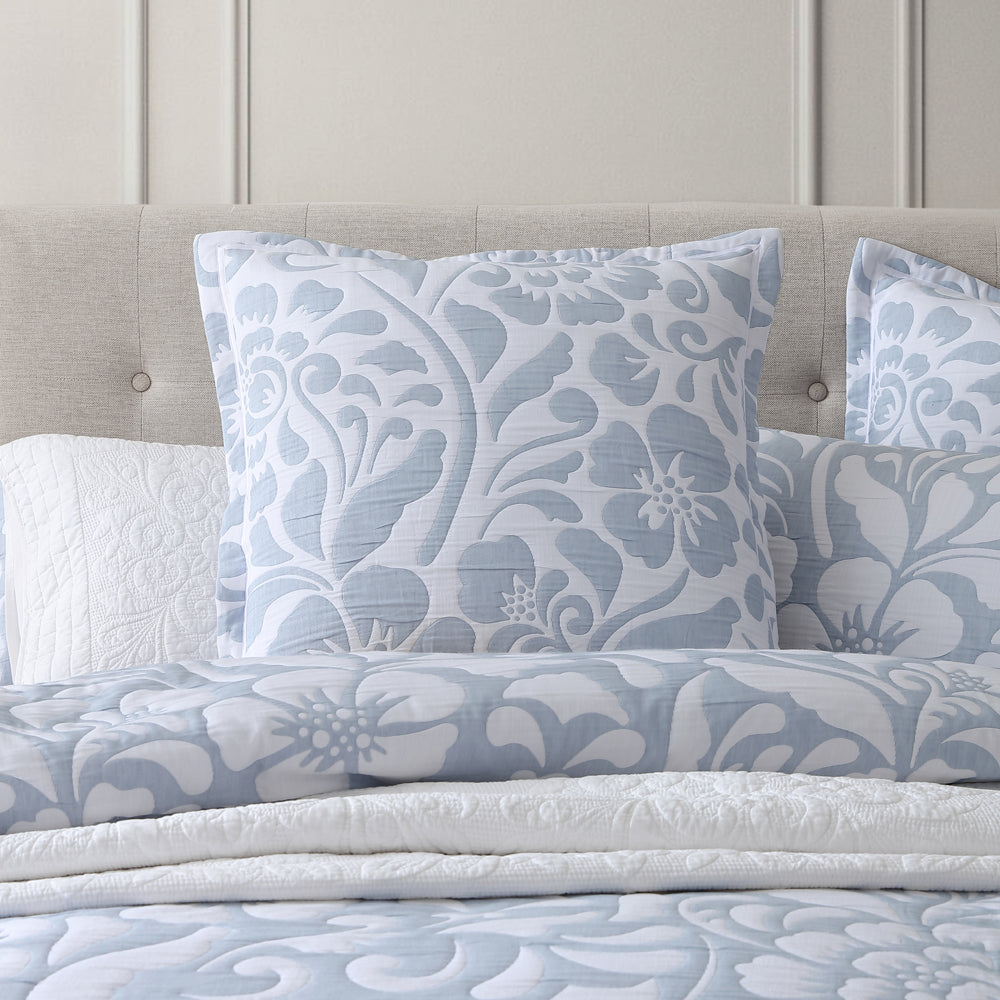 Eleanor Sky King Size Bed Quilt Cover Set from Private Collection