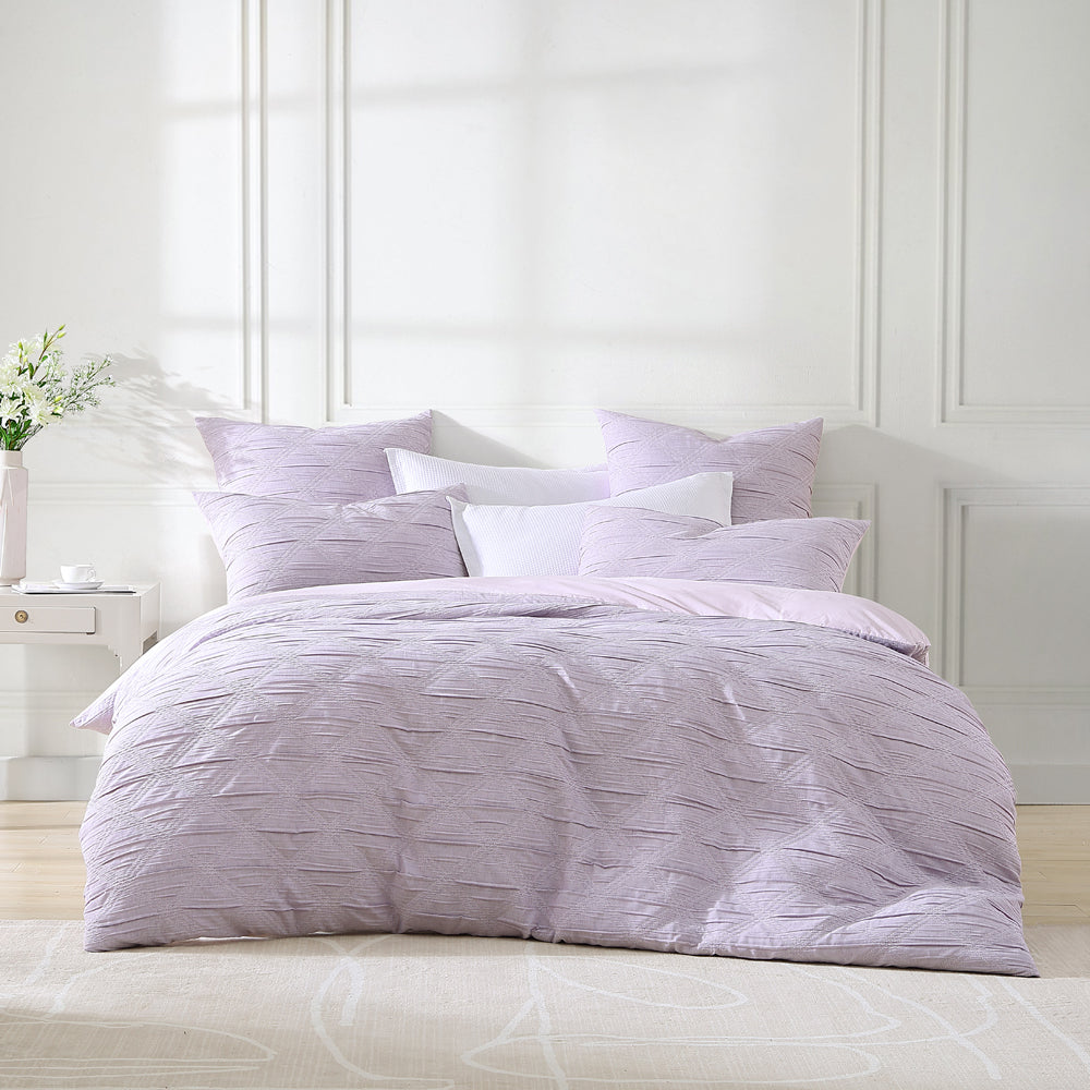 Luxurious Reine Lilac Quilt Cover Set for Queen - Sized Bed