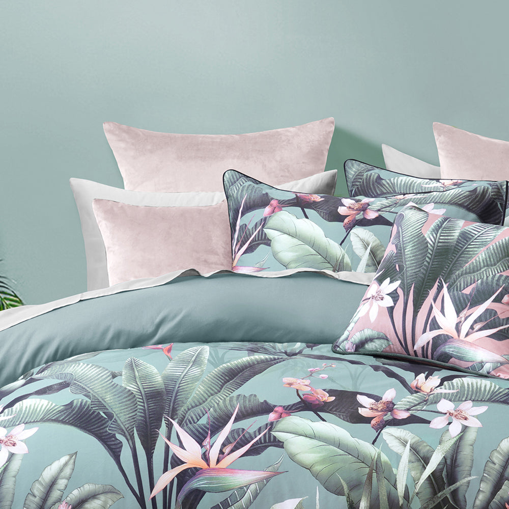 Bianca Mika Brand New Green Square Filled Decorative Sofa and Bedroom Cushion