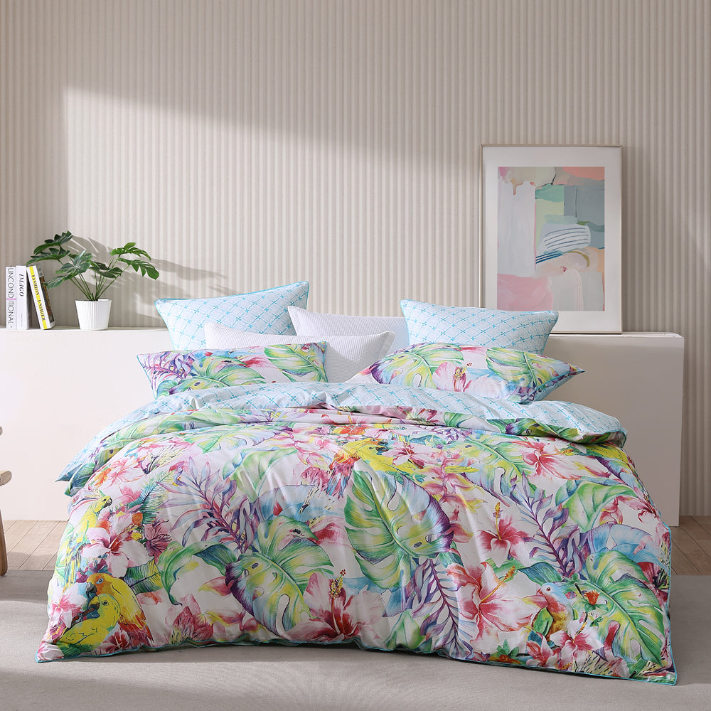 Double Bed Logan and Mason Parakeeta Aqua Tropical Quilt Cover Set